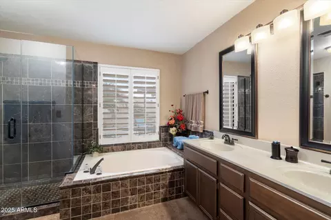 3720 E South Fork Dr, Phoenix, AZ 85044 photo 16