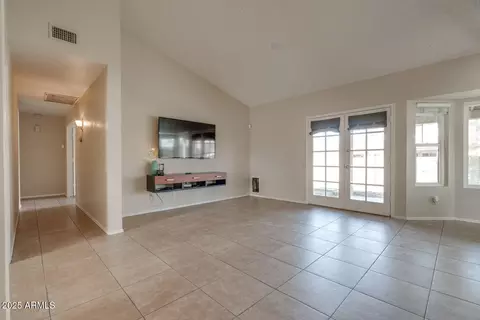 1354 E Brentrup Dr, Tempe, AZ 85283 photo 9