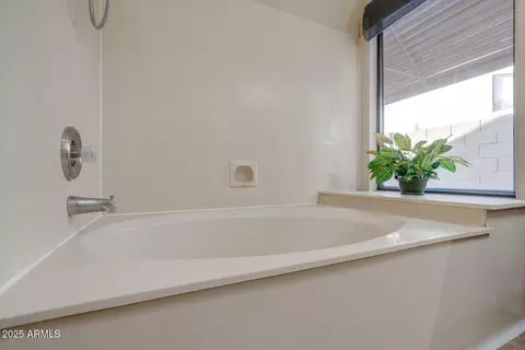1354 E Brentrup Dr, Tempe, AZ 85283 photo 24