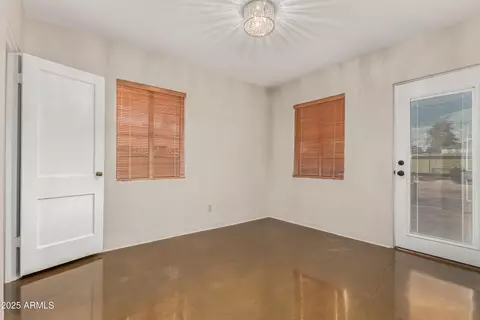 Bedroom - 2434 E Pinchot Ave, Phoenix, AZ 85016 photo 3 of 3