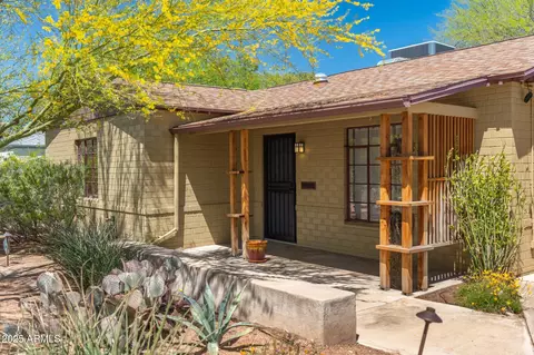 Exterior - 2434 E Pinchot Ave, Phoenix, AZ 85016 photo 2 of 11