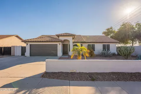 Exterior - 10811 E Contessa St, Mesa, AZ 85207 photo 1 of 9