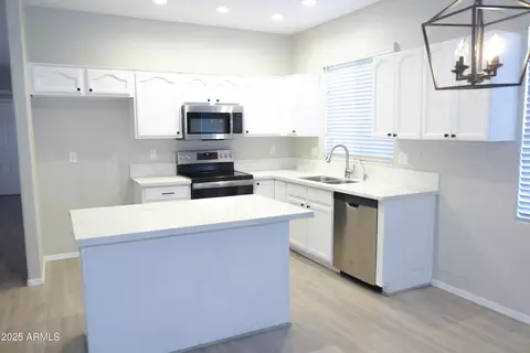 10549 E Flossmoor Ave, Mesa, AZ 85208 photo 9