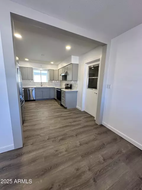 Kitchen - 6449 E Dodge St, Mesa, AZ 85205 photo 6 of 6