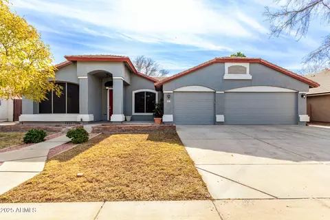 917 E Betsy Ln, Gilbert, AZ 85296