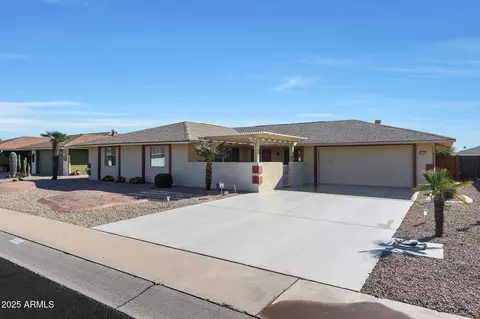 9719 W Pineridge Dr, Sun City, AZ 85351