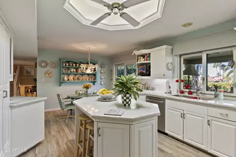5160 N 45th Pl, Phoenix, AZ 85018 photo 15