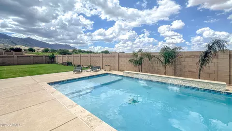 6351 E Saddlehorn Cir, Hereford, AZ 85615