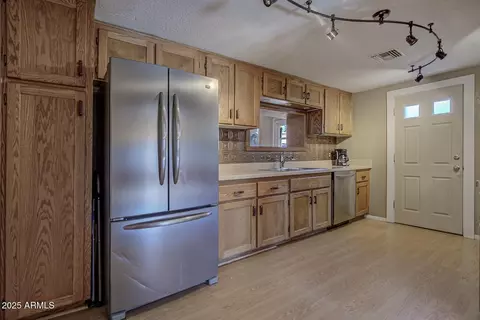 Kitchen - 6066 W South Rd, Pine, AZ 85544 photo 1 of 3