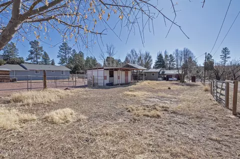 Exterior - 6066 W South Rd, Pine, AZ 85544 photo 3 of 10