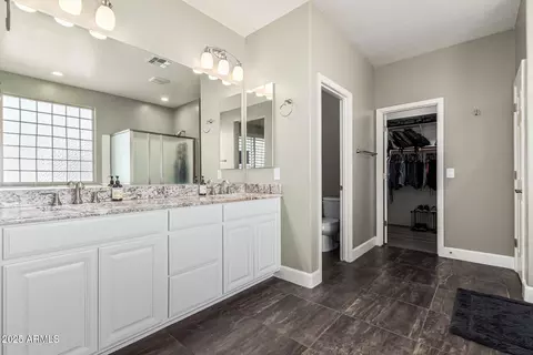 Bath - 4058 E Mesquite St, Gilbert, AZ 85296 photo 2 of 6