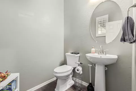 Bath - 4058 E Mesquite St, Gilbert, AZ 85296 photo 1 of 6
