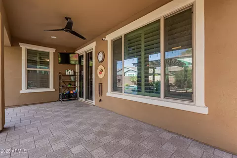 Exterior - 4058 E Mesquite St, Gilbert, AZ 85296 photo 7 of 11