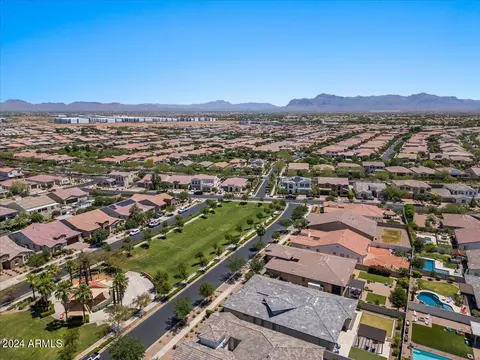View/Area - 10315 E Palladium Dr, Mesa, AZ 85212 photo 5 of 19