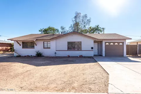 Exterior - 2905 W Stella Ln, Phoenix, AZ 85017 photo 1 of 6