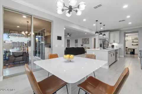 Dining - 904 E Hampton Ln, Gilbert, AZ 85295 photo 5 of 5