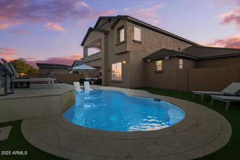 Exterior - 904 E Hampton Ln, Gilbert, AZ 85295 photo 14 of 14