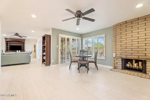 11802 S Half Moon Dr, Phoenix, AZ 85044 photo 7