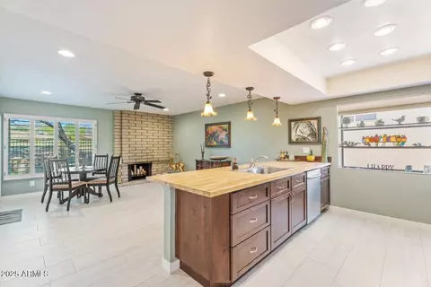 11802 S Half Moon Dr, Phoenix, AZ 85044 photo 8
