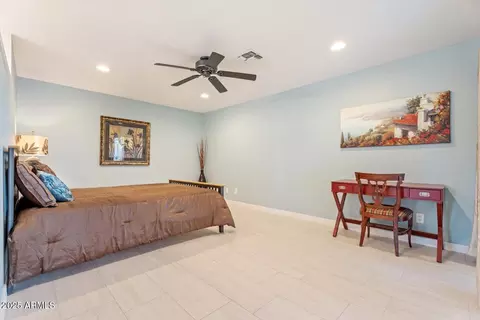 11802 S Half Moon Dr, Phoenix, AZ 85044 photo 14