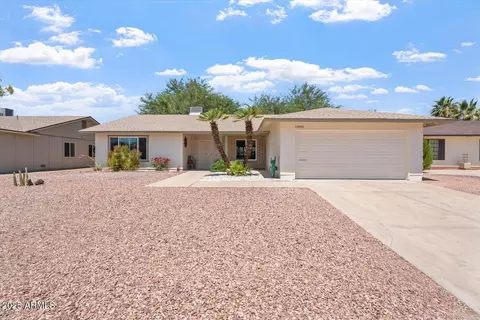 11802 S Half Moon Dr, Phoenix, AZ 85044