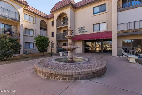 Exterior - 3033 E Devonshire Ave #1037, Phoenix, AZ 85016 photo 3 of 3