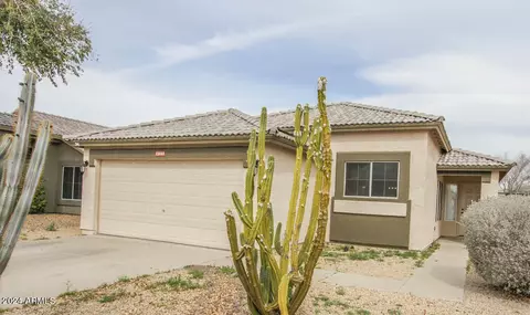 13558 W Saguaro Ln, Surprise, AZ 85374