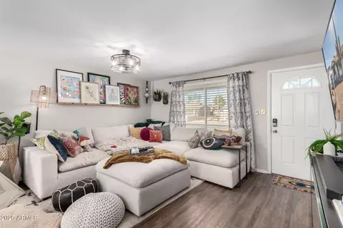 4055 E Hearn Rd, Phoenix, AZ 85032 photo 3