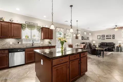 Kitchen - 11249 E Stradling Ave, Mesa, AZ 85212 photo 2 of 7