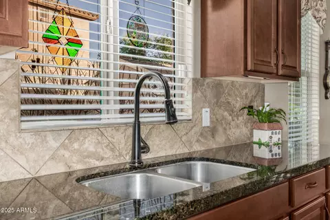 Kitchen - 11249 E Stradling Ave, Mesa, AZ 85212 photo 6 of 7
