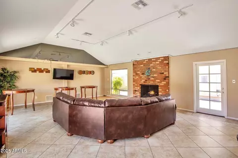5525 E Thomas Rd #E12, Phoenix, AZ 85018 photo 18