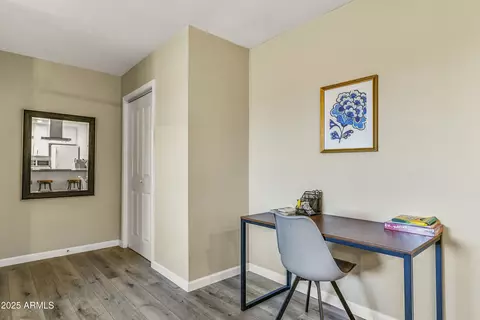 5525 E Thomas Rd #E12, Phoenix, AZ 85018 photo 4