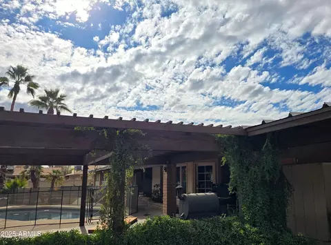 14321 N 69th Dr, Peoria, AZ 85381