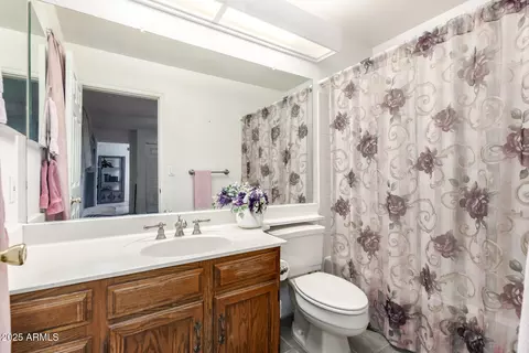 Bath - 525 E Glencove St, Mesa, AZ 85203 photo 4 of 4