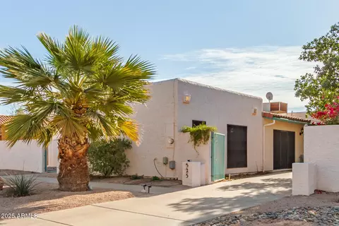 Exterior - 525 E Glencove St, Mesa, AZ 85203 photo 2 of 8