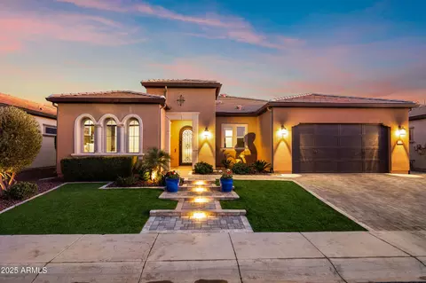 37061 N Stoneware Dr, Queen Creek, AZ 85140