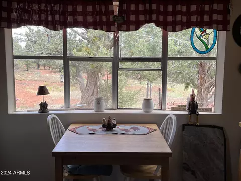 38370 N Bullock Rd, Ash Fork, AZ 86320