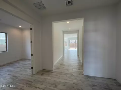 2455 E Presidio St, Mesa, AZ 85213 photo 3