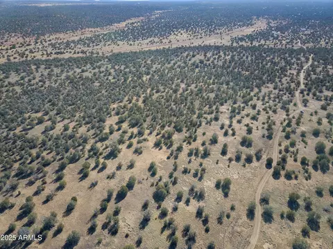 137 Cattle Dr #28, Ash Fork, AZ 86320 photo 2