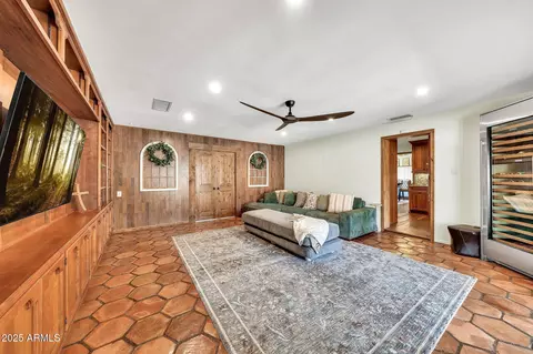 Other - 4022 E Stanford Dr, Phoenix, AZ 85018 photo 7 of 10