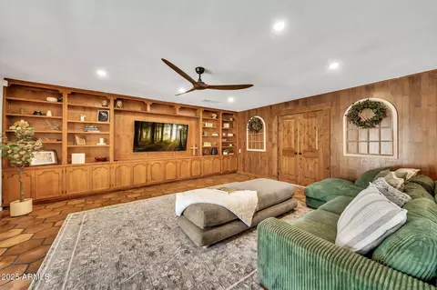 Other - 4022 E Stanford Dr, Phoenix, AZ 85018 photo 8 of 10