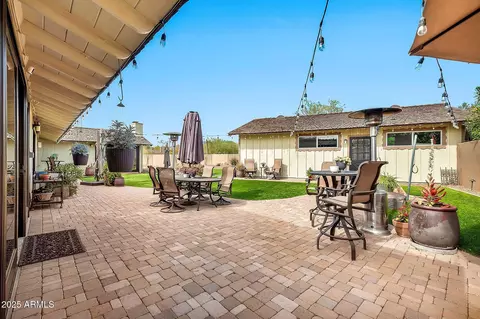 Exterior - 4022 E Stanford Dr, Phoenix, AZ 85018 photo 6 of 15
