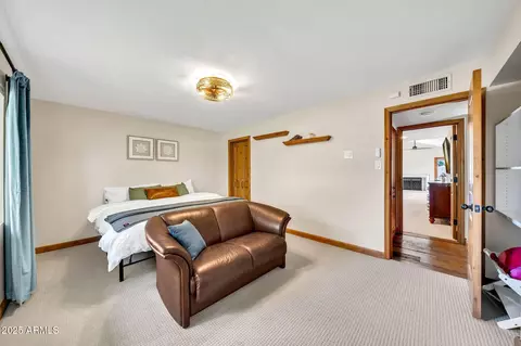 Bedroom - 4022 E Stanford Dr, Phoenix, AZ 85018 photo 1 of 6