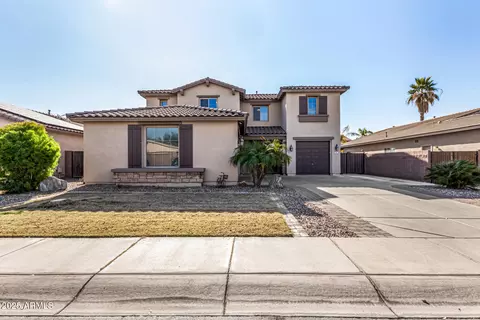 581 W Reeves Ave, San Tan Valley, AZ 85140