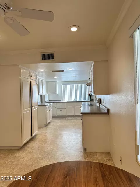 Kitchen - 4829 E Lake Point Cir, Phoenix, AZ 85044 photo 3 of 5