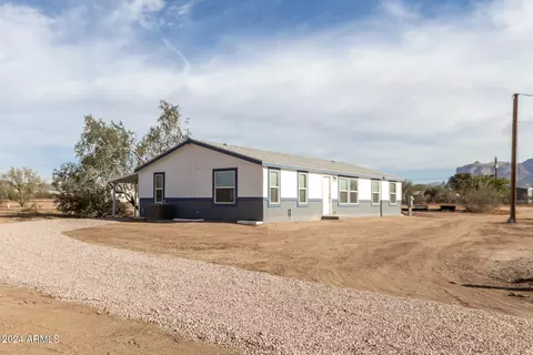 1080 W Foothill St, Apache Junction, AZ 85120 photo 5