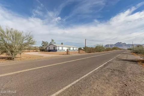 1080 W Foothill St, Apache Junction, AZ 85120 photo 2