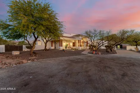 12 W Wildfield Rd, New River, AZ 85087