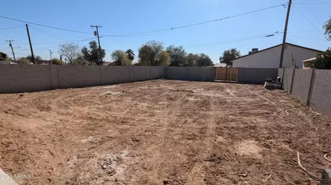 Exterior - 505 E Clanton Ave, Buckeye, AZ 85326 photo 2 of 6