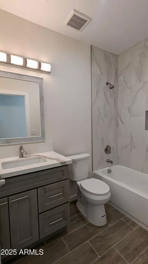 Bath - 505 E Clanton Ave, Buckeye, AZ 85326 photo 1 of 8